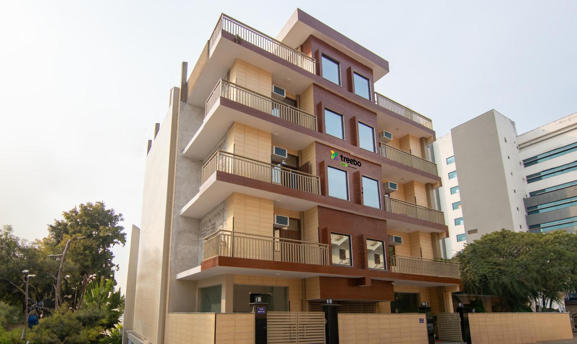 Hotel Treebo Elite Corporate, Sector 62 Noida Esterno foto